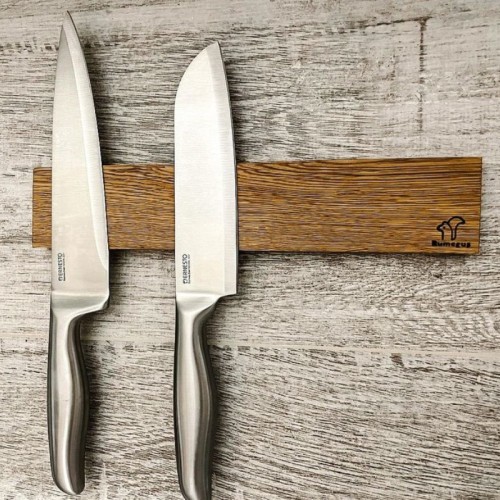 Solid wood magnetic holder for knives